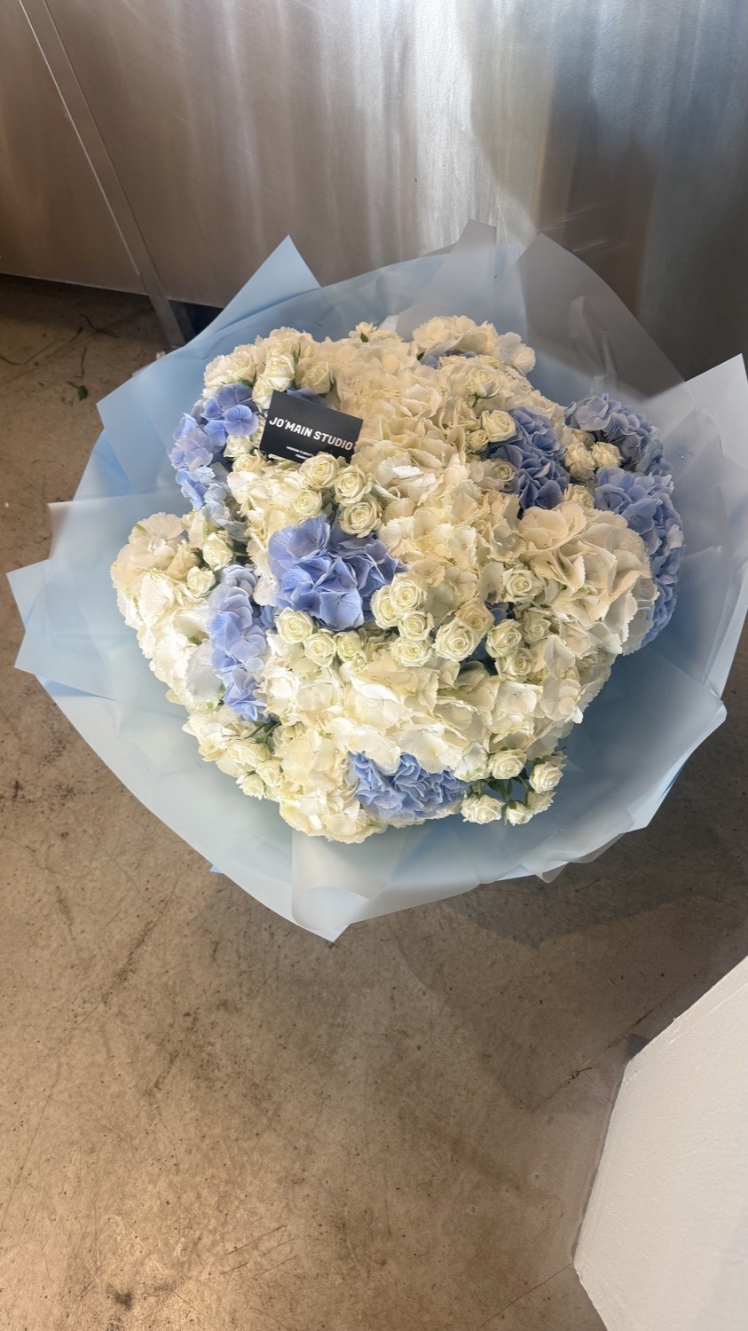 The Blue Statement — Premium-Hortensien in Kornblumenblau